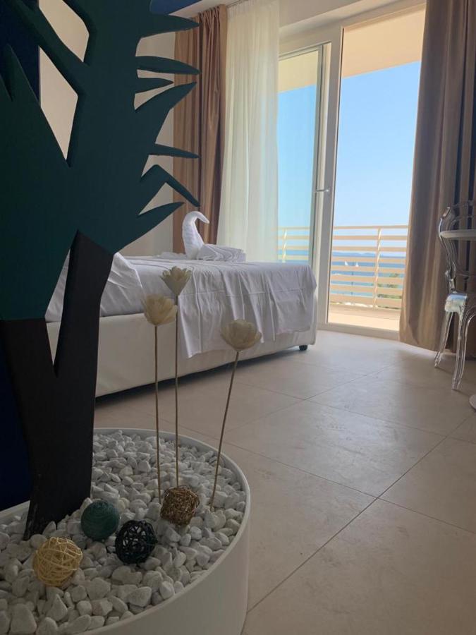 Hotel Lido Фоллоника Экстерьер фото