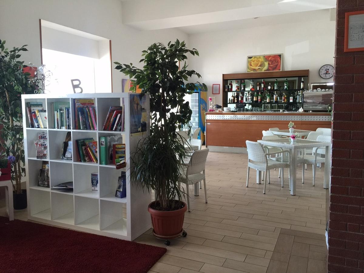 Hotel Lido Фоллоника Экстерьер фото